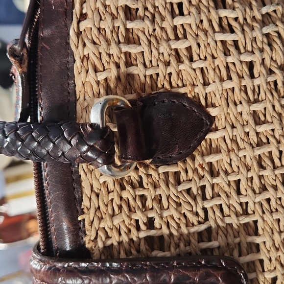 Authentic Brighton straw purse/leather handles - Picture 10 of 10
